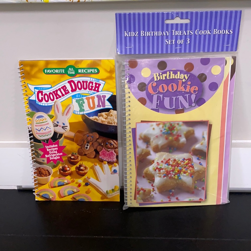 NWT Vintage Cooking for Kids Cookbooks Bundle Birthday Treats Sealed plus Cookie